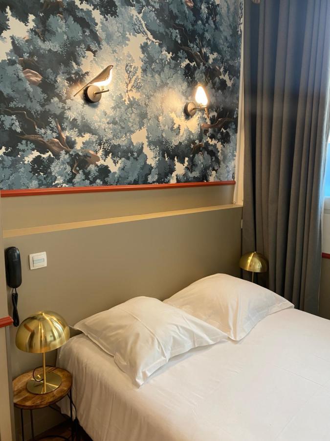 Hotelo Hotel